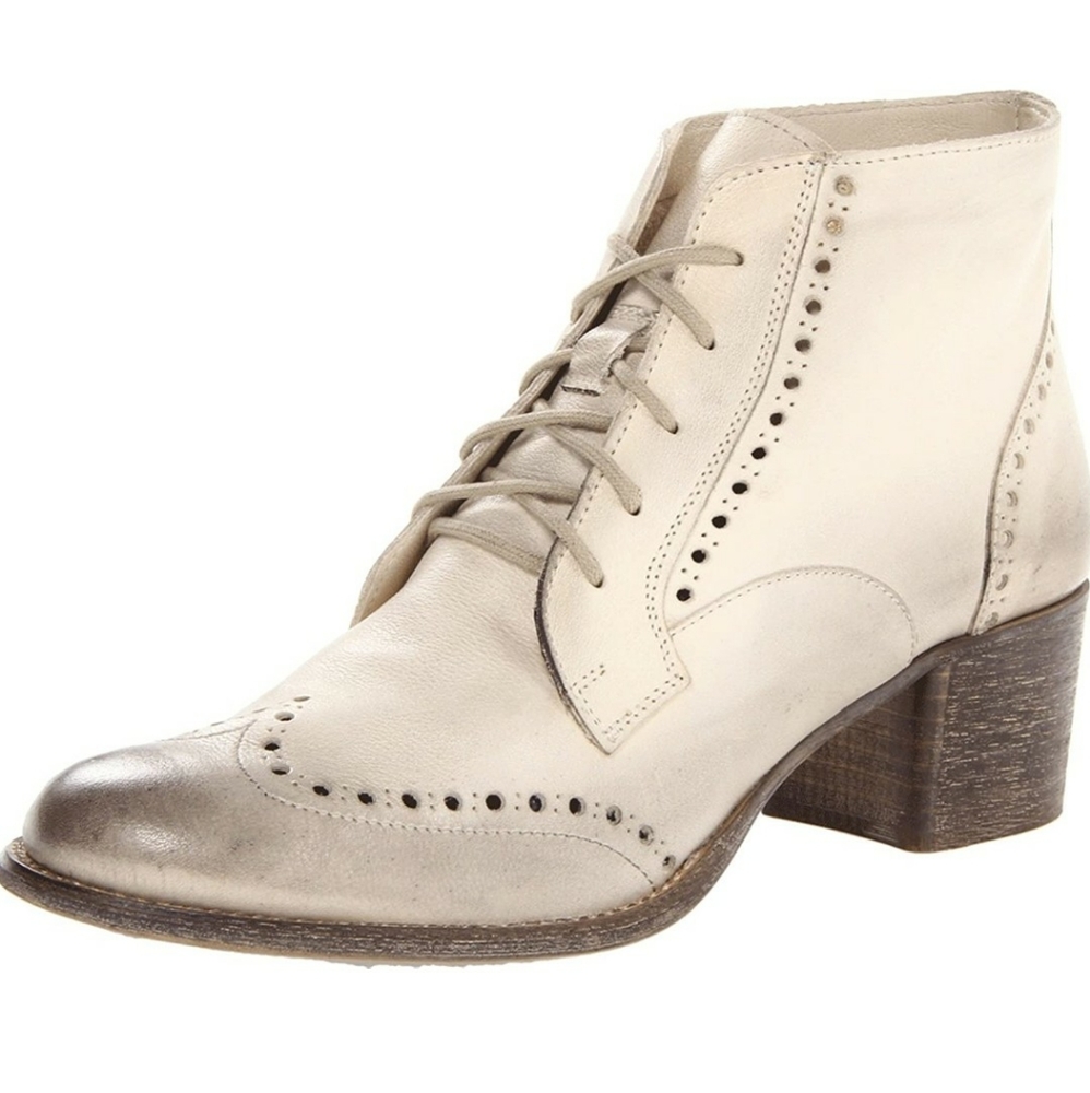DMSX Donald Pliner Prep women US 7 wingtip oxford laceup ankle booties Burnished